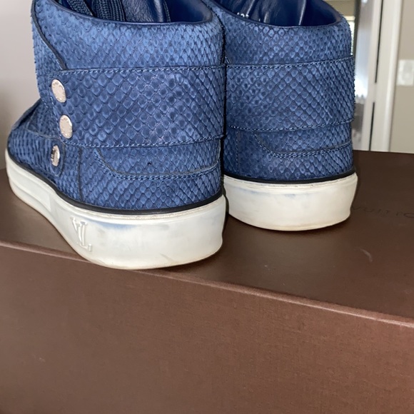 Louis Vuitton California Blue Python Sneakers - Picture 4 of 5